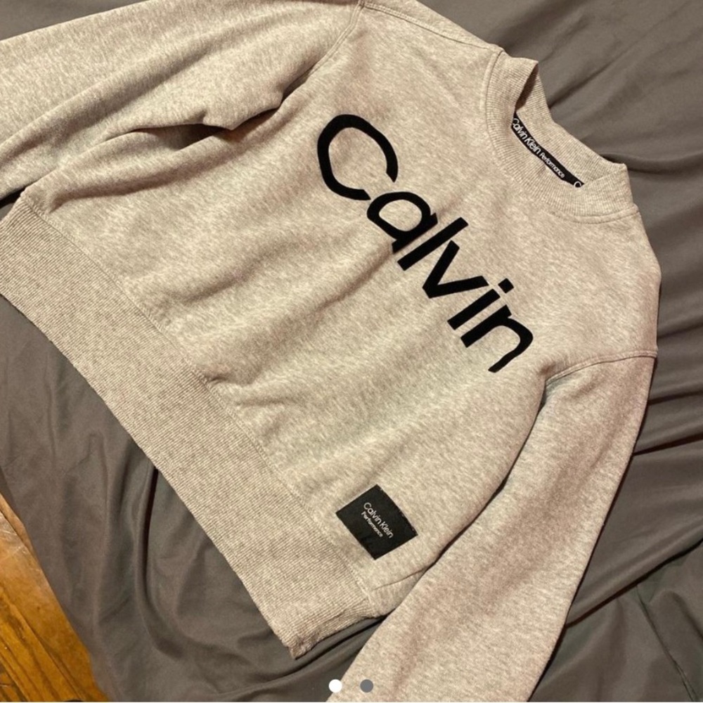 Calvin Klein Sweater